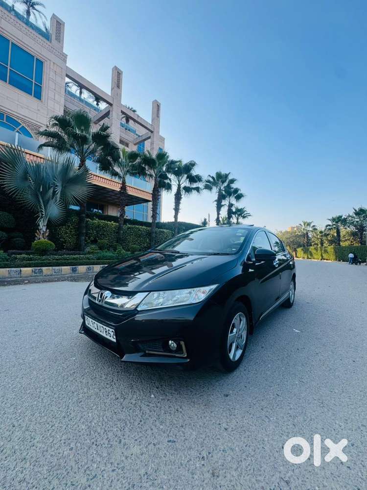 Honda City V At Sunroof, 2016, Petrol