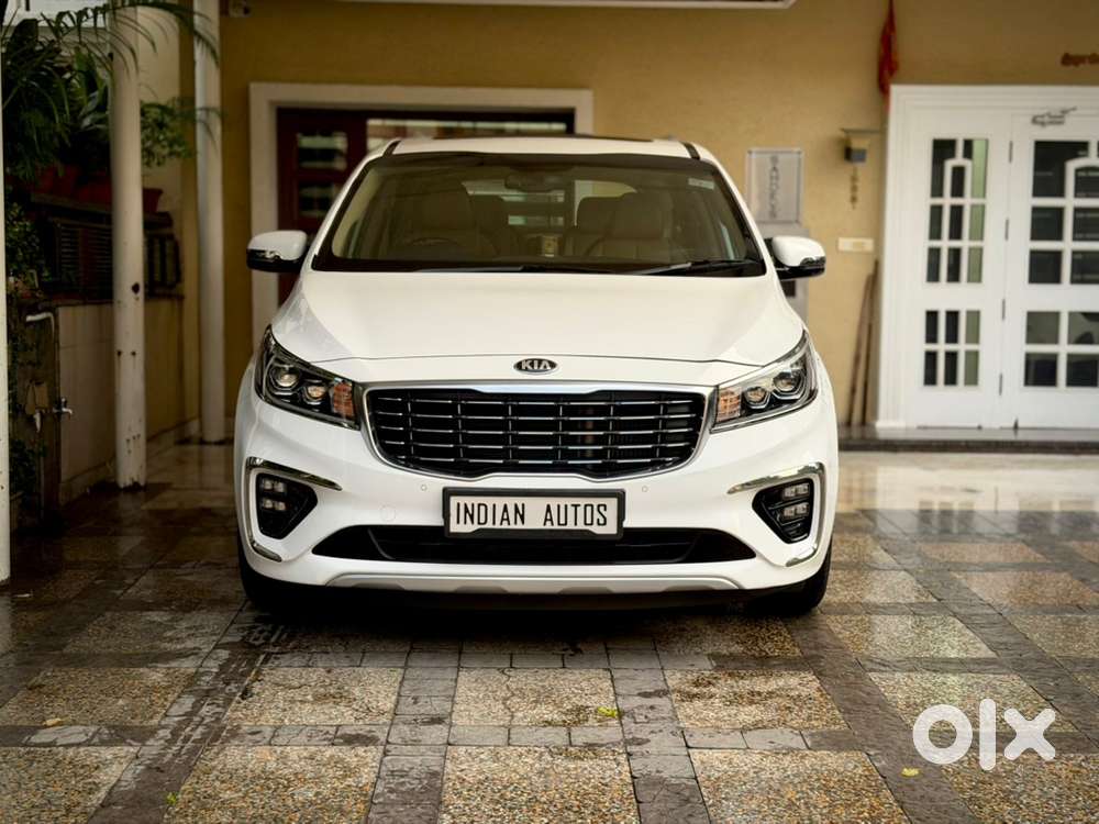 Kia Carnival Limousine