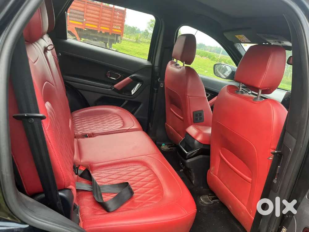 2023 Tata Safari 7 Seaters