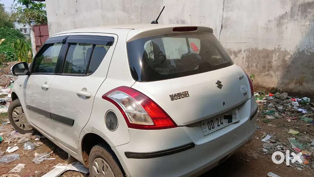Maruti Suzuki Swift 2013 Petrol