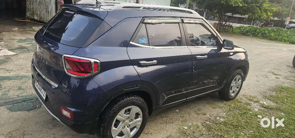 Hyundai Venue 2019 Petrol Well Maintained