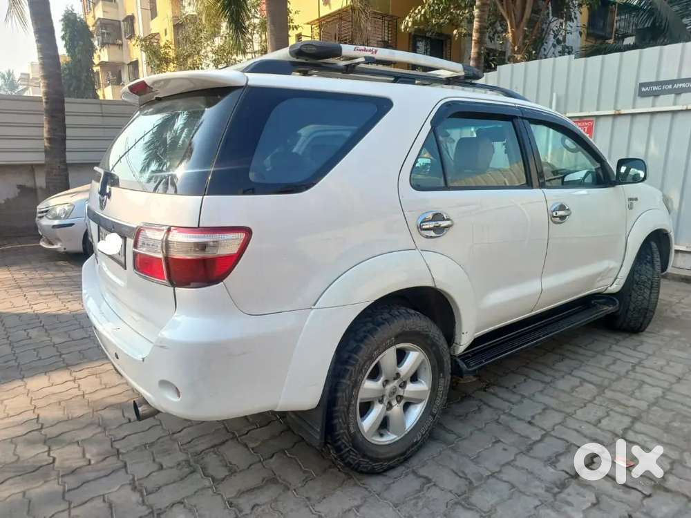 Toyota Fortuner 3.0l Diesel 2010 Well Maintained Excellent Condition