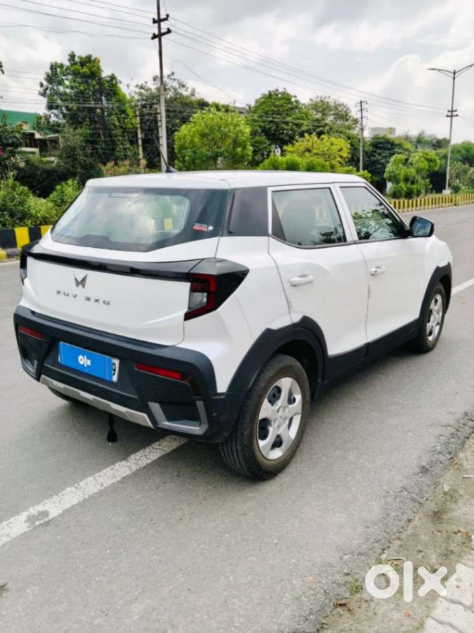 Mahindra Xuv 3xo Ax5l 1.2 Petrol At, 2025, Petrol