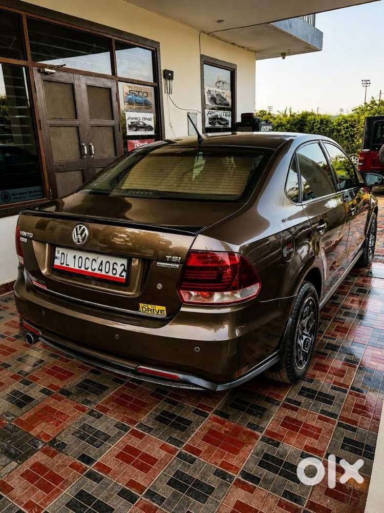 Volkswagen Vento Petrol Highline At, 2015, Petrol
