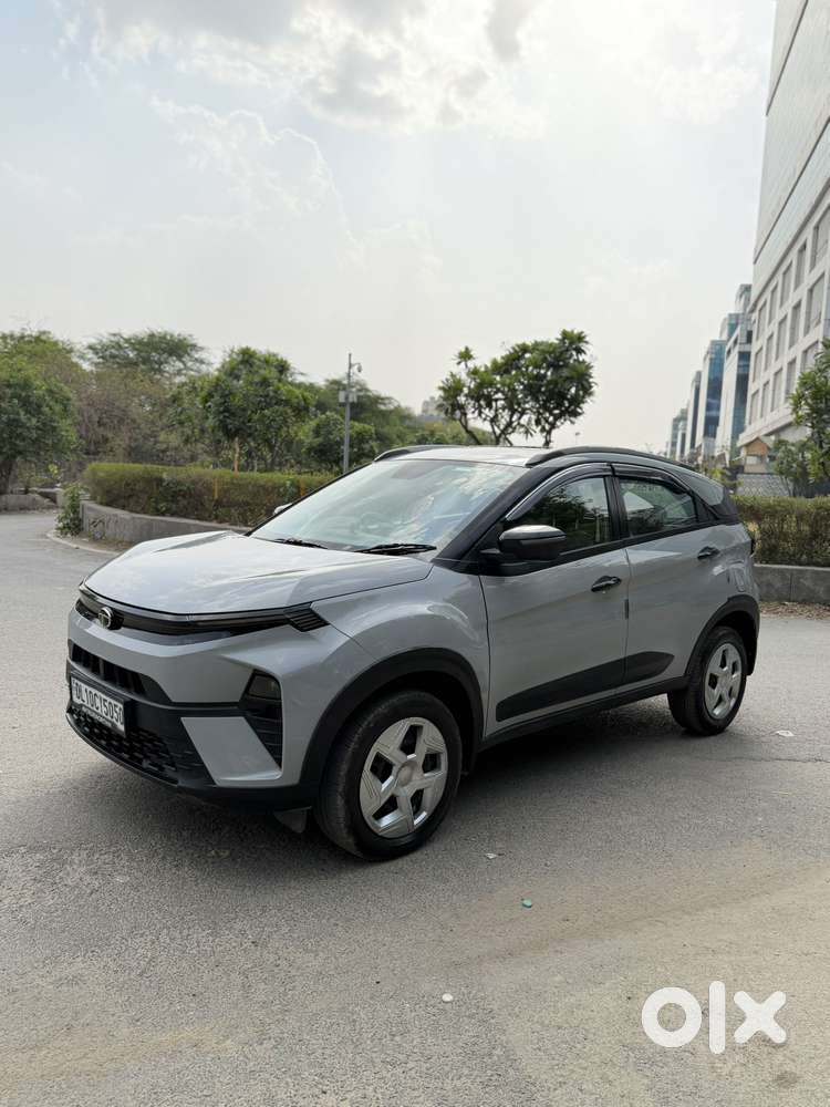 Tata Nexon Pure (s) 1.2 Petrol 6amt, 2024, Petrol