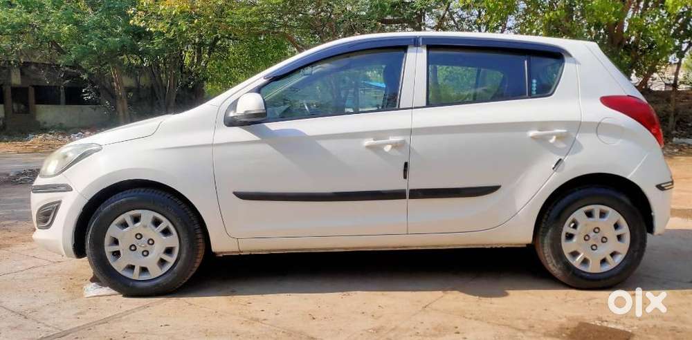 Hyundai I20 Magna 1.2 Mt, 2013, Petrol
