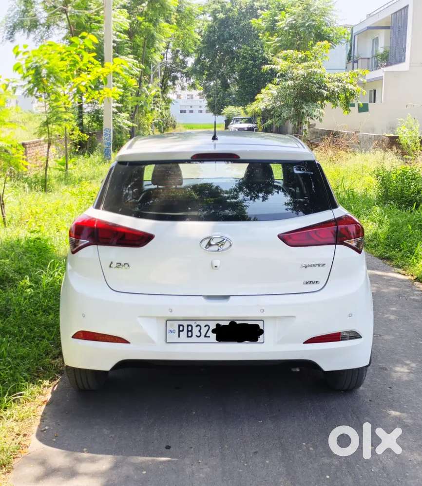 Hyundai I20 Sportz Petrol Reg November 2016