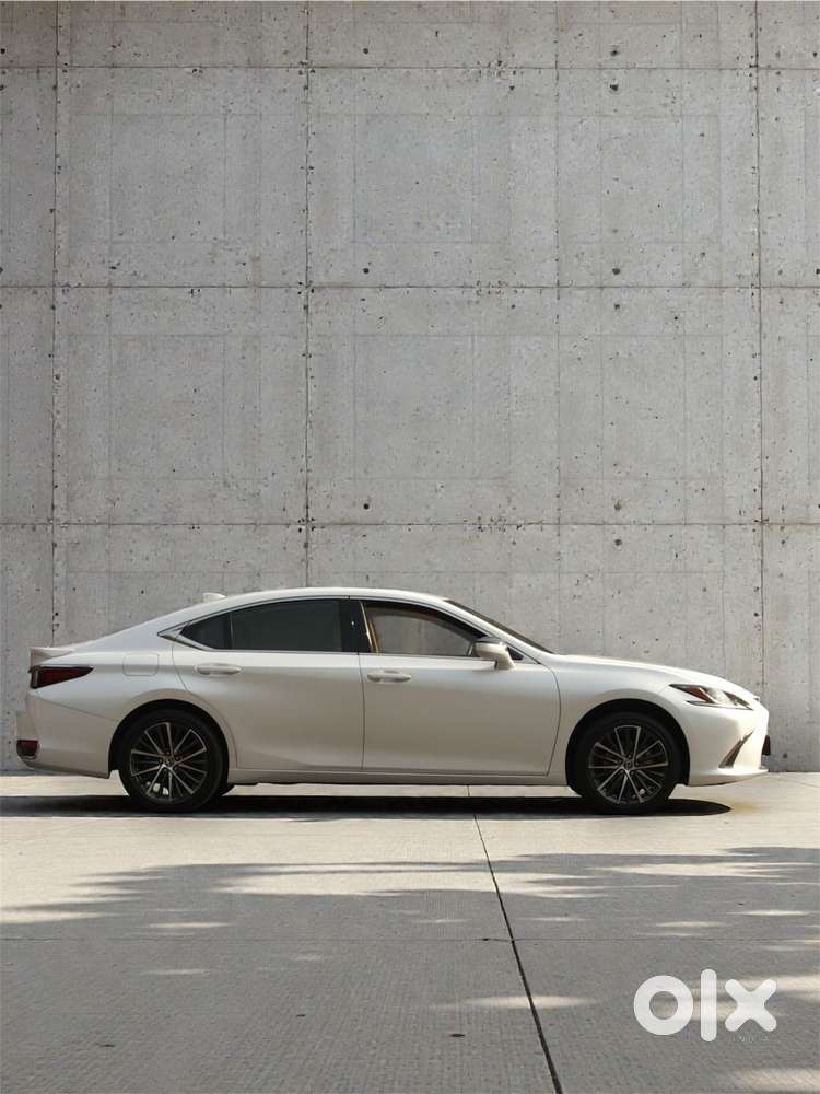 Lexus Es 300h Exquisite, 2026, Petrol