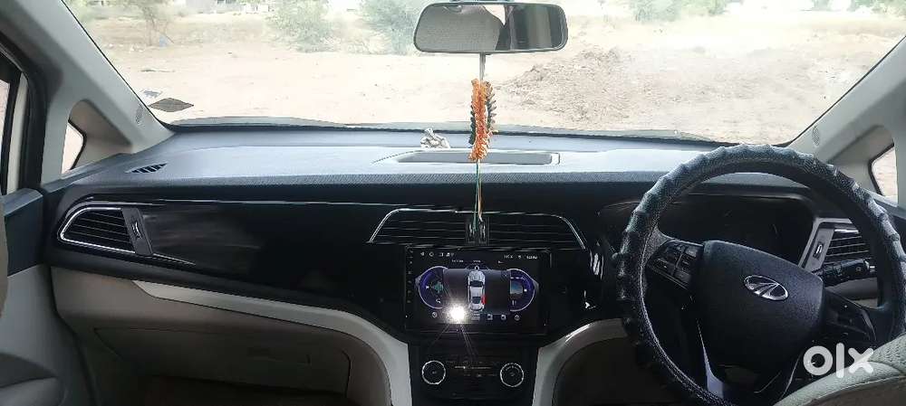 Mahindra Marazzo 2021