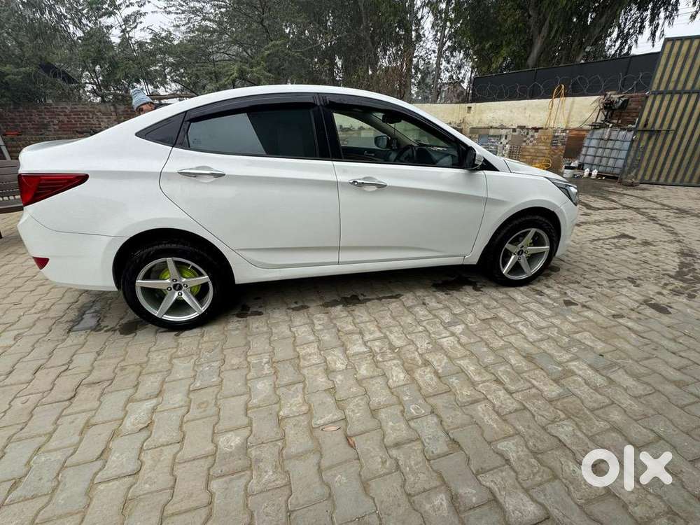 Hyundai Petrol Automatic 2015