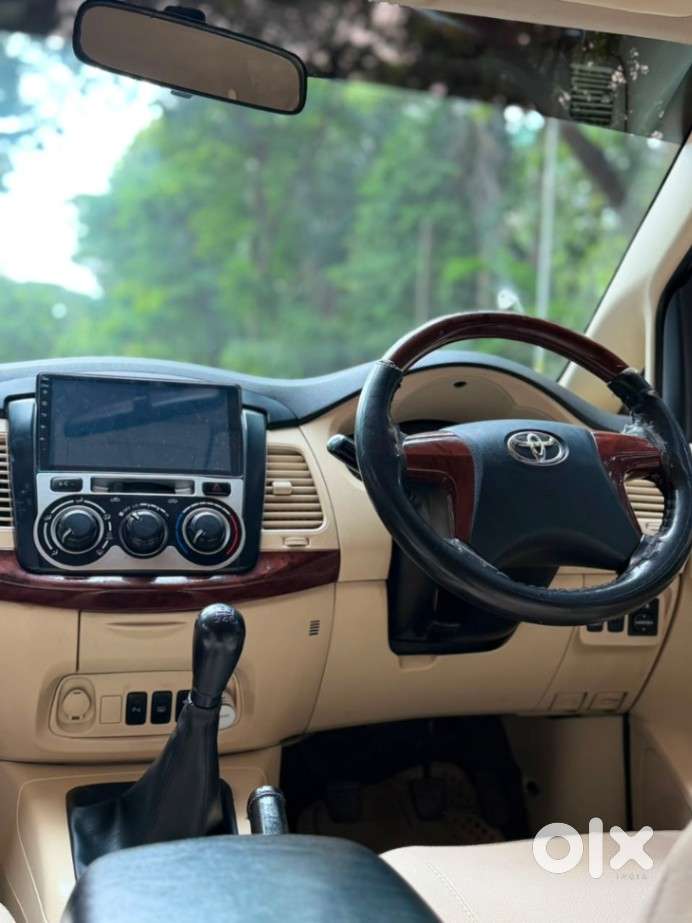 Toyota Innova 2.5 G (diesel) 7 Seater, 2015, Diesel
