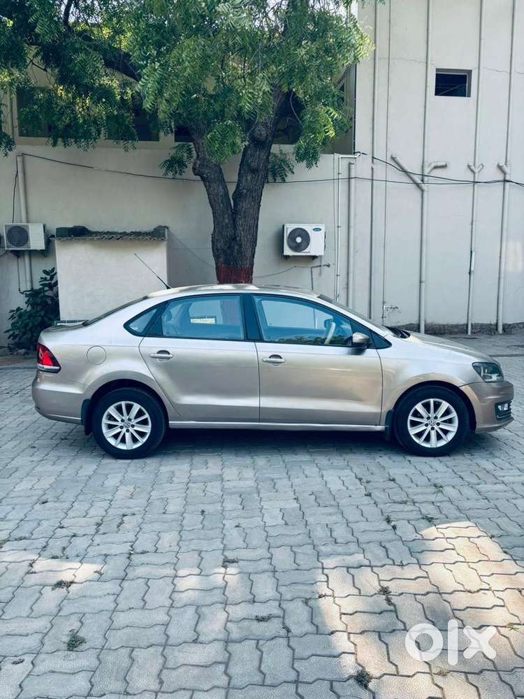 Doctor Female Auto Car