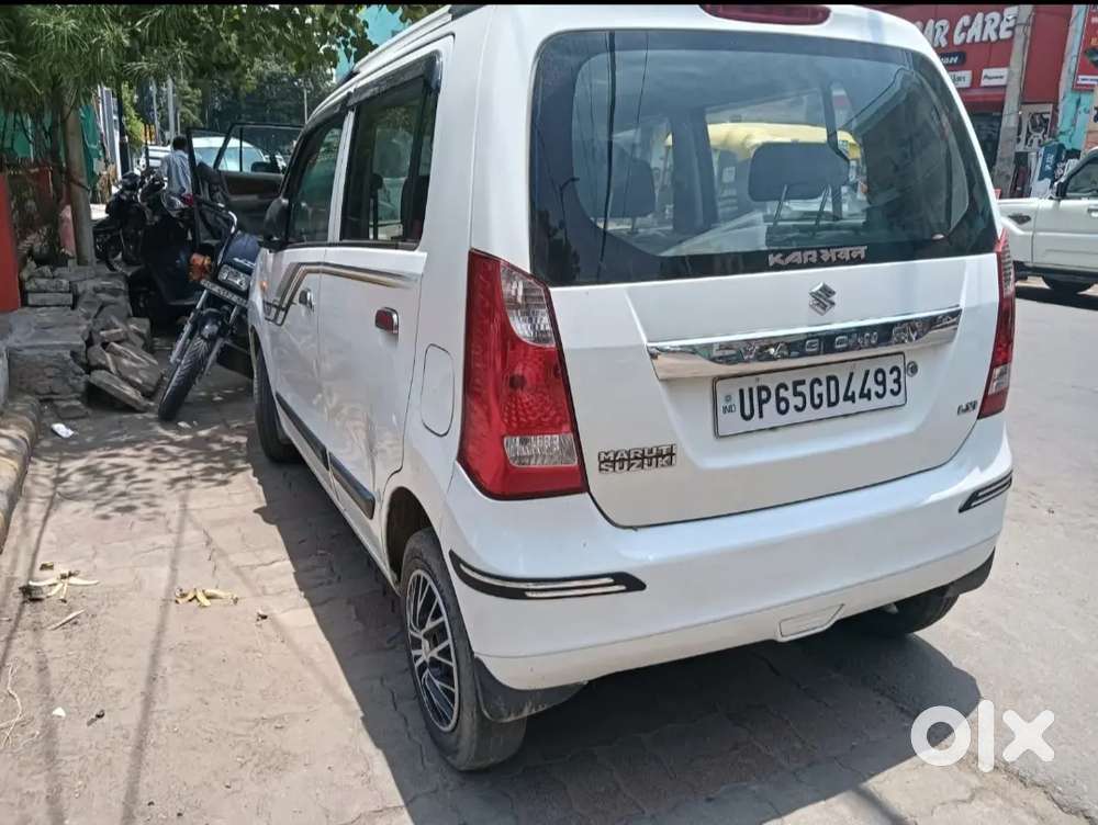 Maruti Suzuki Wagon R Lxi With Cng  Fitted
