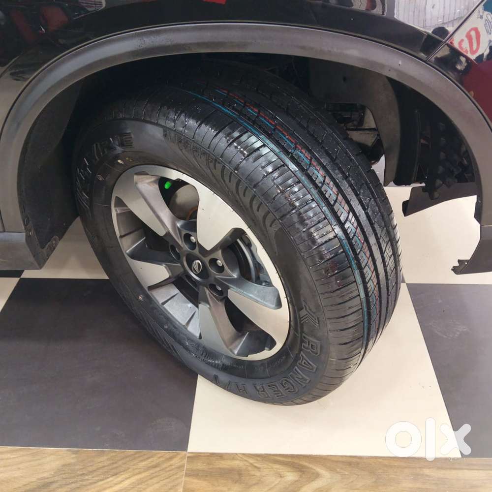 Mahindra Alturas G4 4wd At, 2019, Diesel