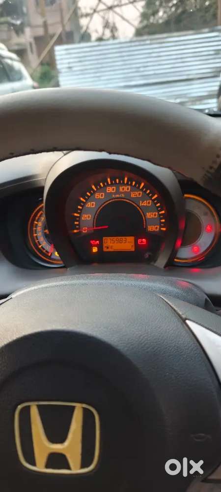 Honda Brio  2013