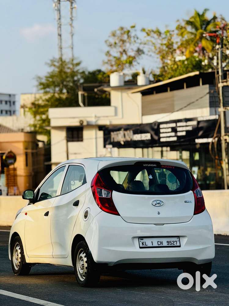 Hyundai Eon Era +, 2018, Petrol