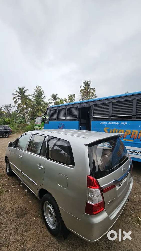 Toyota Innova 2005 Diesel 325000 Km Driven