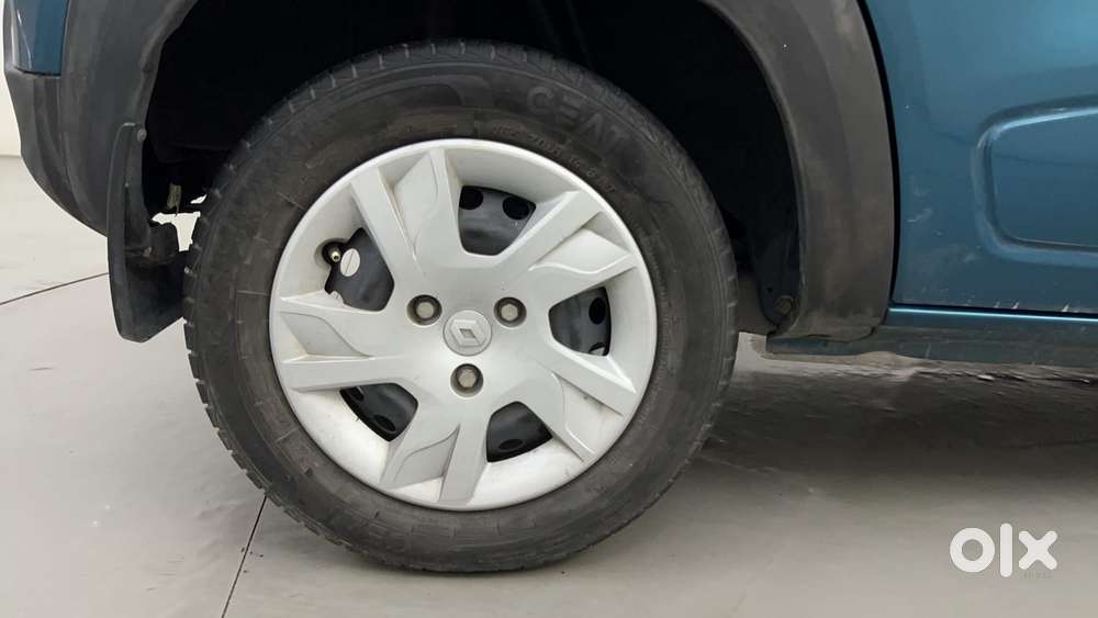 Renault Kwid 1.0 Rxt Amt, 2022, Petrol