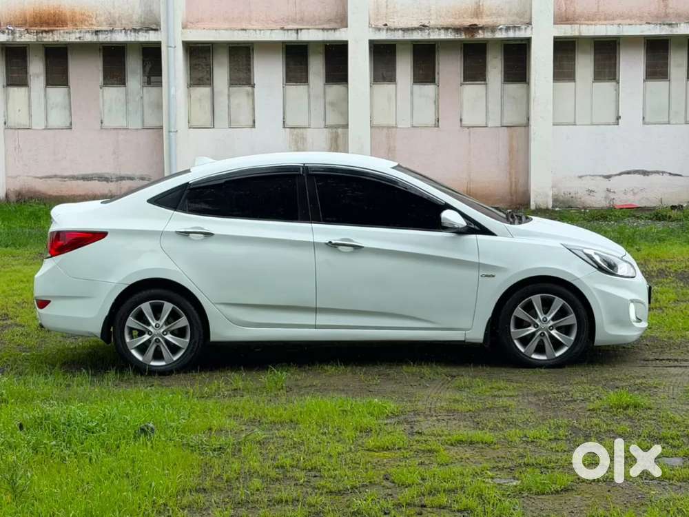 Hyundai Verna Fluidic 1.6 Crdi Sx Opt, 2013, Diesel