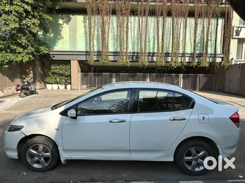 Excellent Condition White Colour