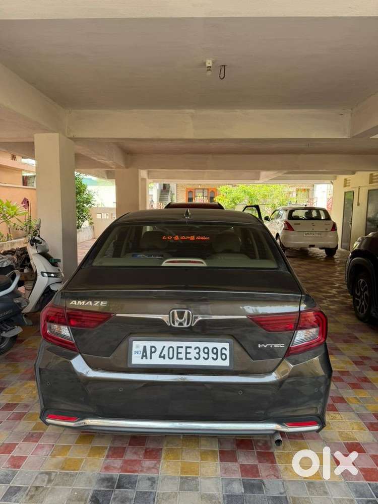 Honda Amaze 2nd Gen 2025 Petrol Well Maintained
