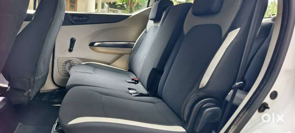Renault Triber Rxl, 2023, Petrol