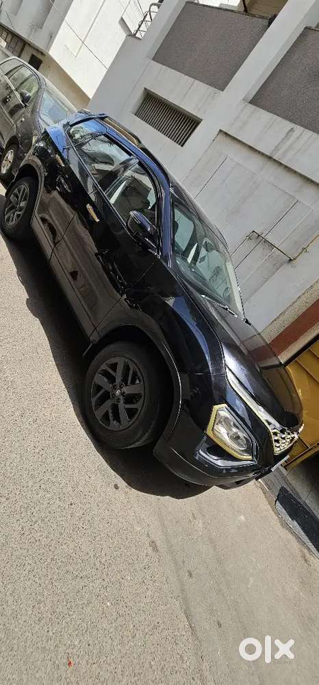 Tata Safari Kryotec Xza 2021 Diesel Gold