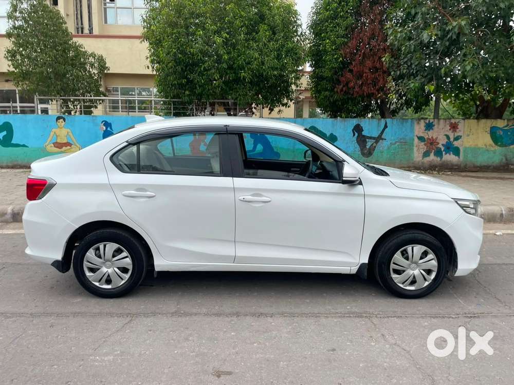 Honda Amaze Petrol 6/2020 Smt Less Driven Fully Insured