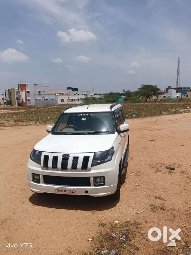 Mahindra Tuv 300 2019 Diesel 123000 Km Driven