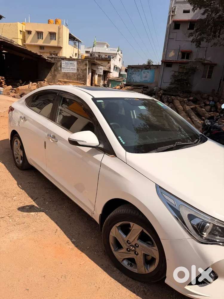 Hyundai Verna 2022 Diesel 77000 Km Driven