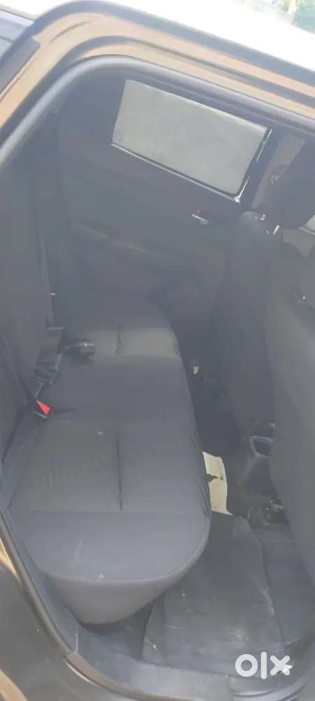 Maruti Suzuki New-gen Swift 2023 Petrol 15500 Km Driven