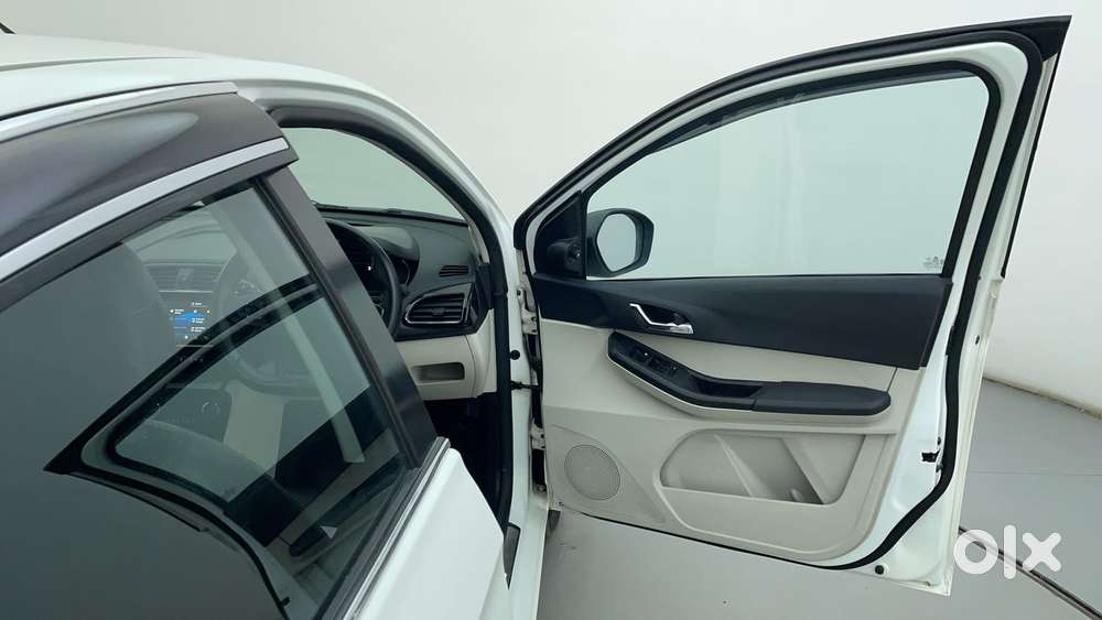 Tata Tiago 1.2 Revotron Xz Plus, 2023, Petrol
