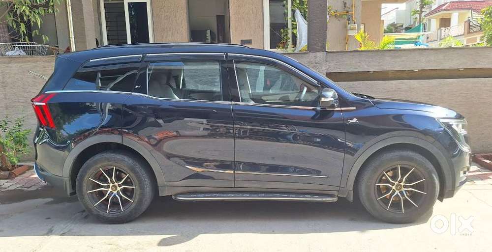 Mahindra Xuv700 2.2 Ax 3 Diesel At 5 Str, 2022, Diesel