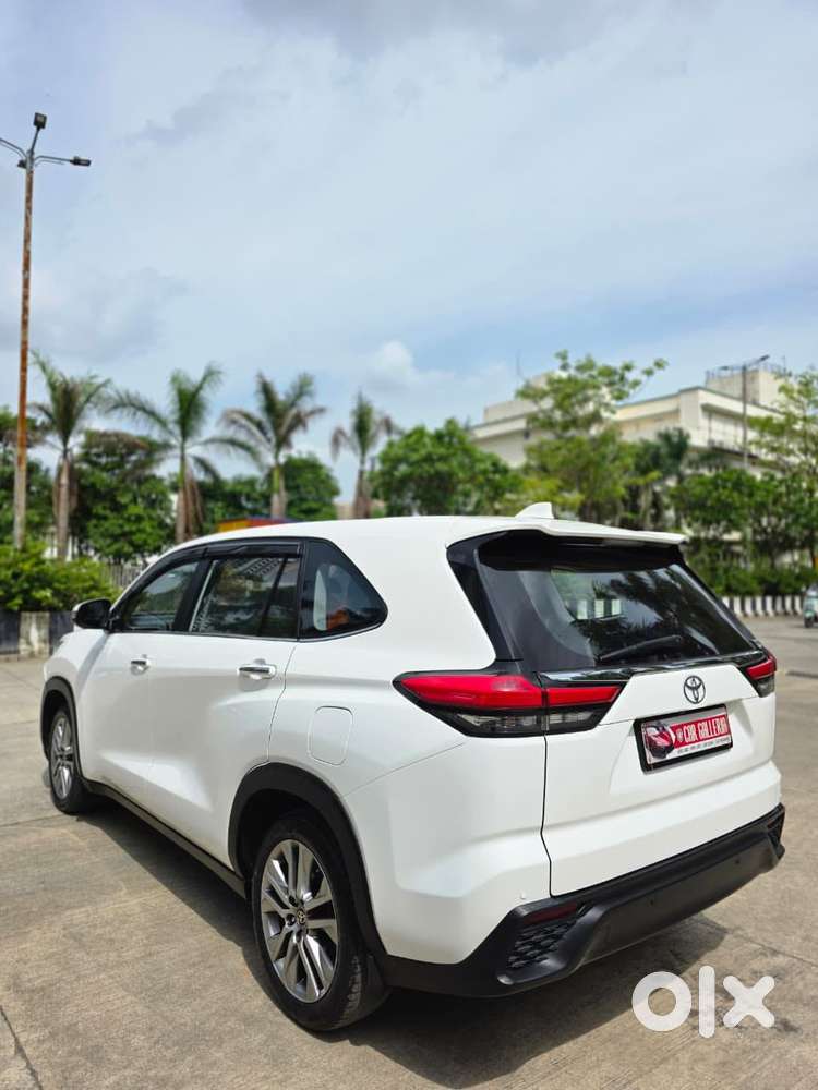 Toyota Innova Hycross 2.0 Zx (o) Hybrid 7 Str, 2024, Petrol