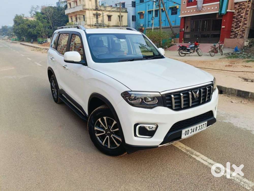 Mahindra Scorpio-n 2.2 Z8 Diesel Mt 4wd 7 Str, 2023, Diesel