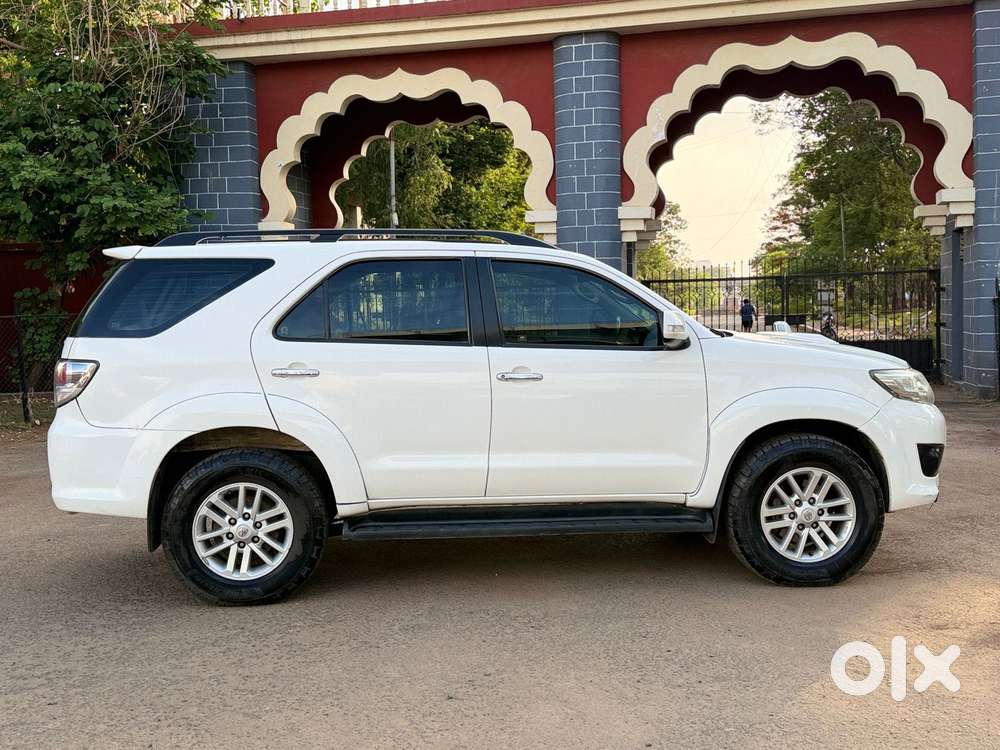 Toyota Fortuner 2011-2016 4x4 Mt, 2014, Diesel