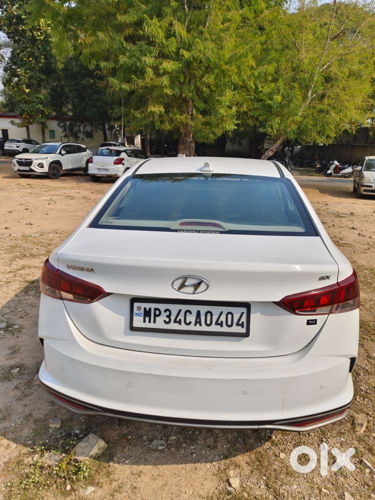 Hyundai Verna 2022 Diesel Well Maintained
