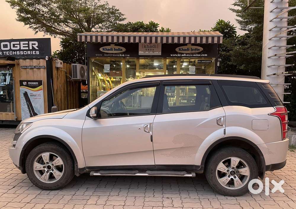 Mahindra Xuv500 W8, 2013