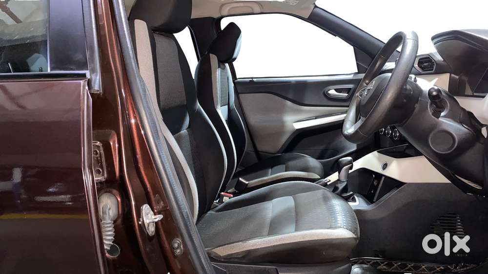 Nissan Magnite 1.0 Xv Turbo Cvt Dual Tone, 2021, Petrol