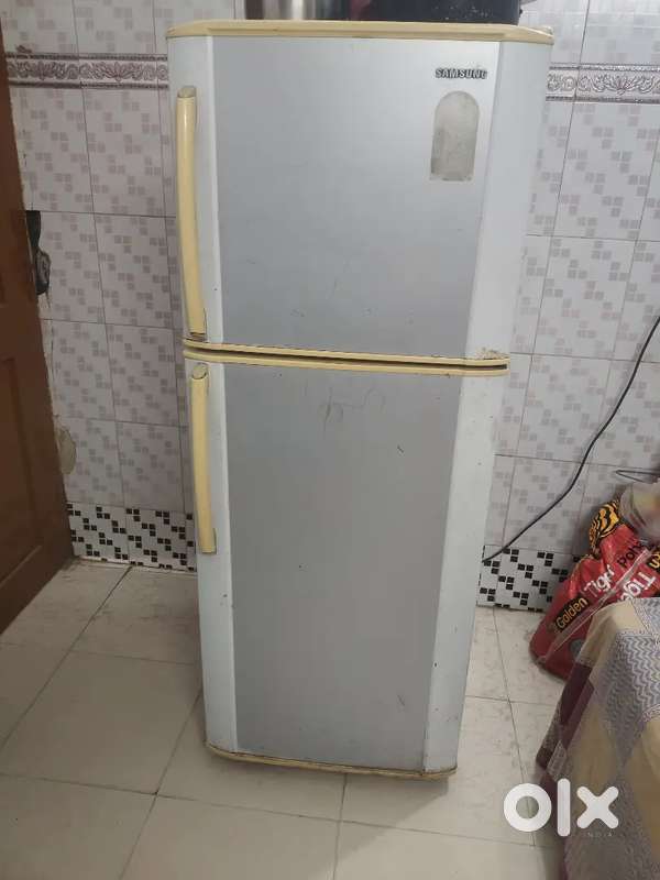 Double door fridge