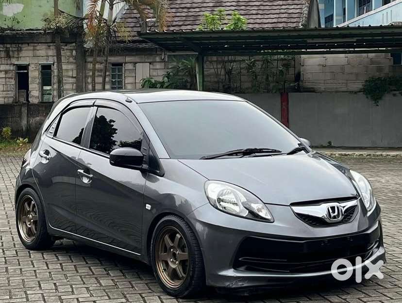 2nd Honda Brio 2013