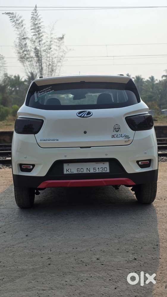 Mahindra Kuv 100