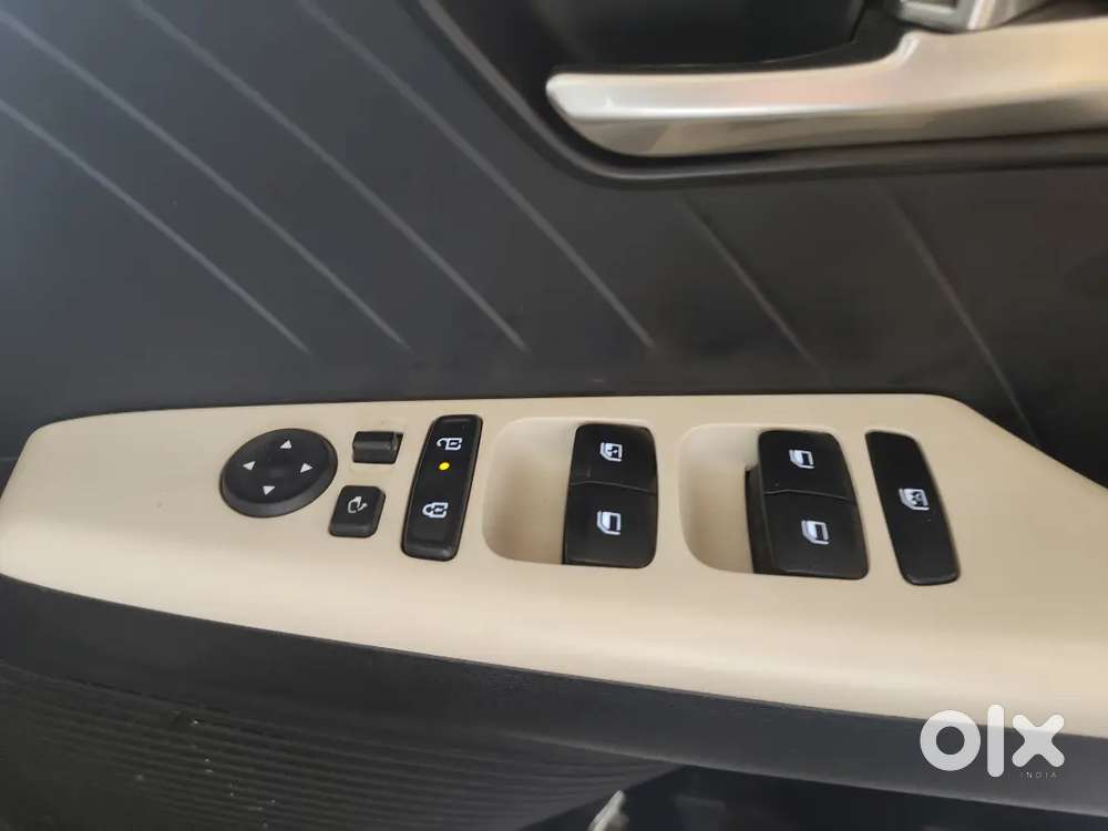 New Verna 2024 Showroom Piece Single Hand