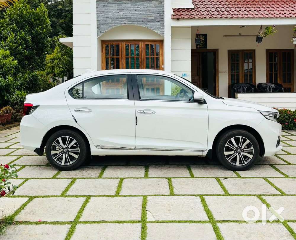 Honda Amaze 2nd Gen Vx, 2024, Petrol