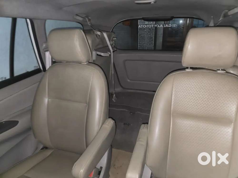 Toyota Innova Gx 7 Seater 2012