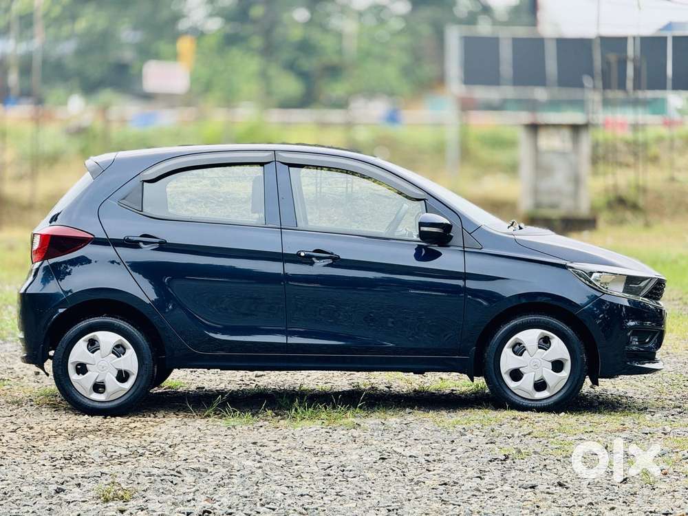 Tata Tiago 1.2 Revotron Xt (o), 2021, Petrol