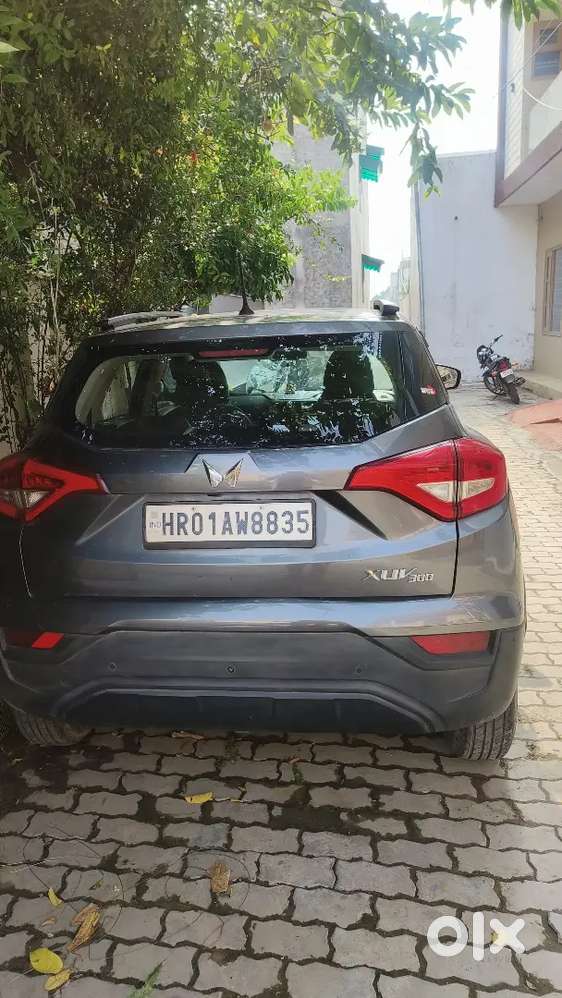 Mahindra Xuv300 1.2 W6 2022