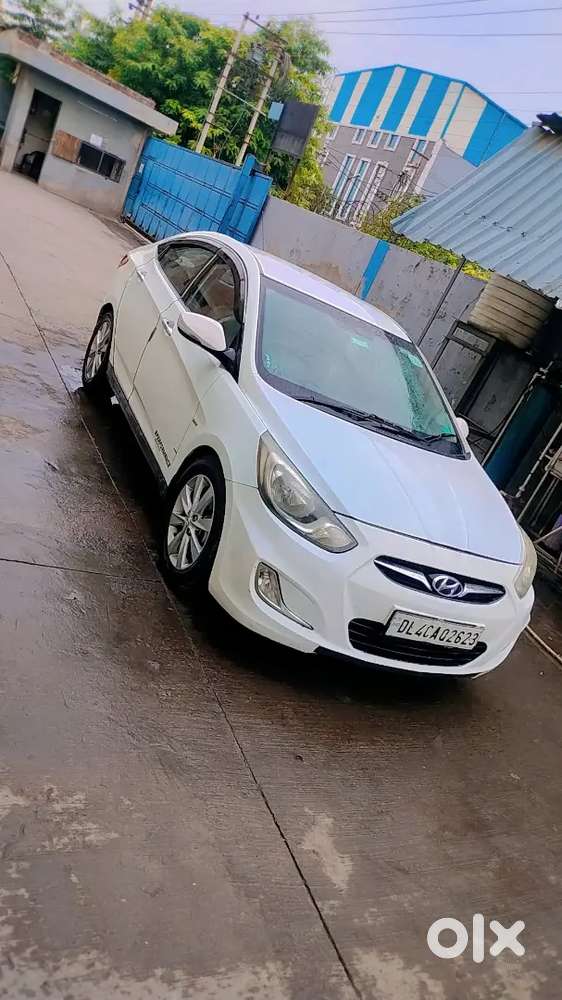 Hyundai Verna Fluidic 2012