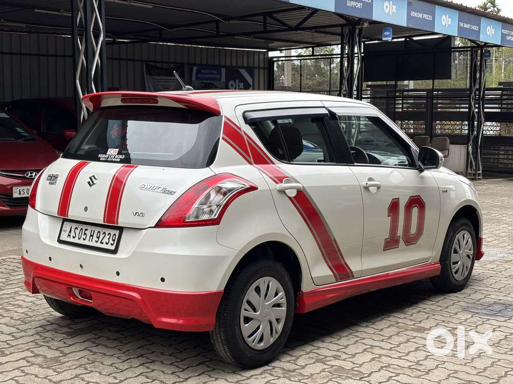 Maruti Suzuki Swift Vxi + Manual, 2017, Petrol
