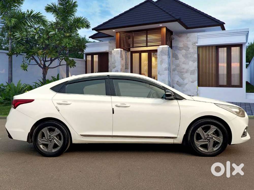 Hyundai Verna Crdi 1.6 At Ex, 2018, Diesel